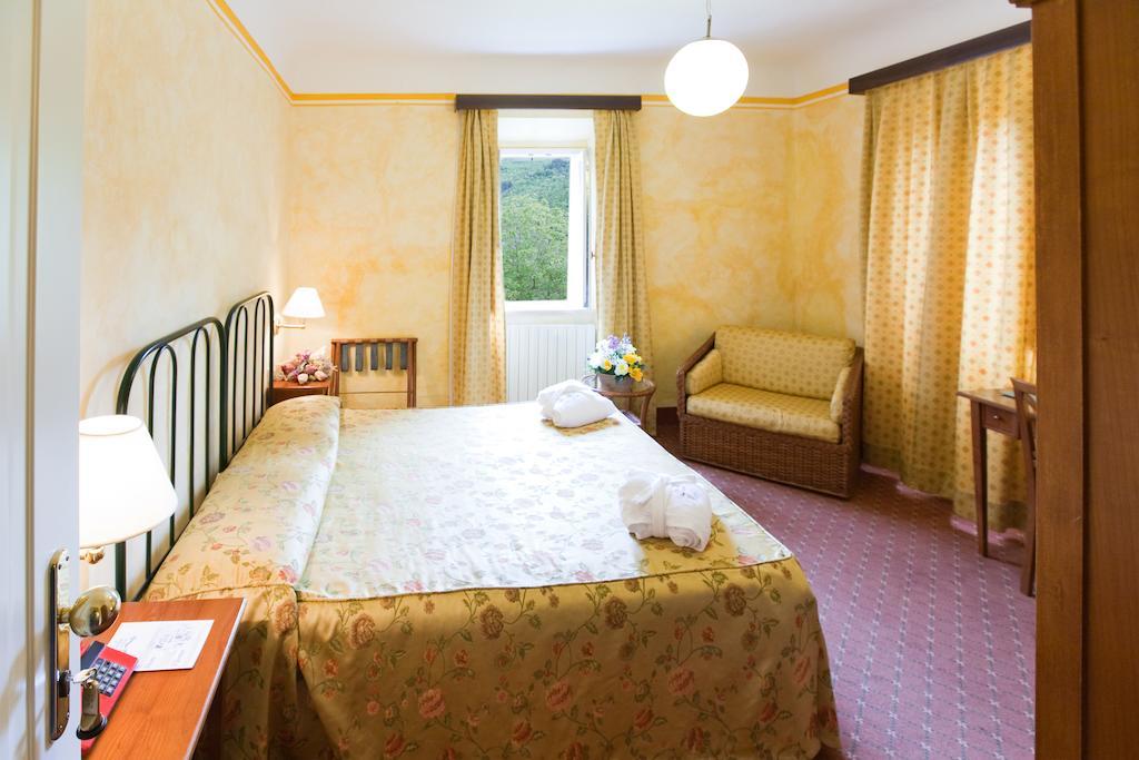 Terme San Filippo & Spa Castiglione dʼOrcia Szoba fotó