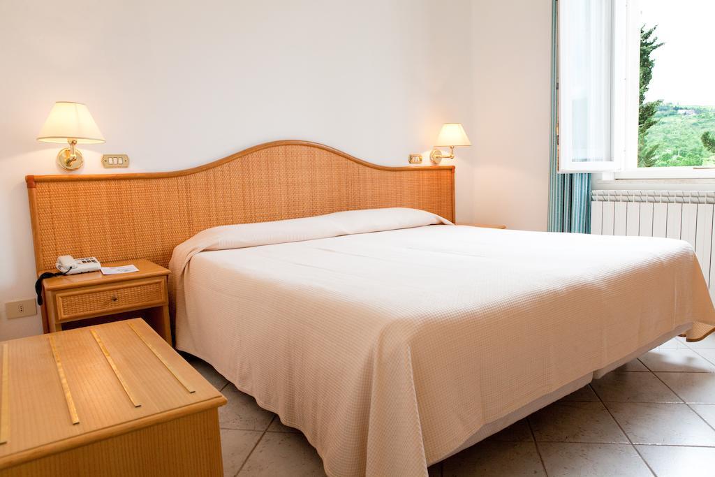 Terme San Filippo & Spa Castiglione dʼOrcia Szoba fotó