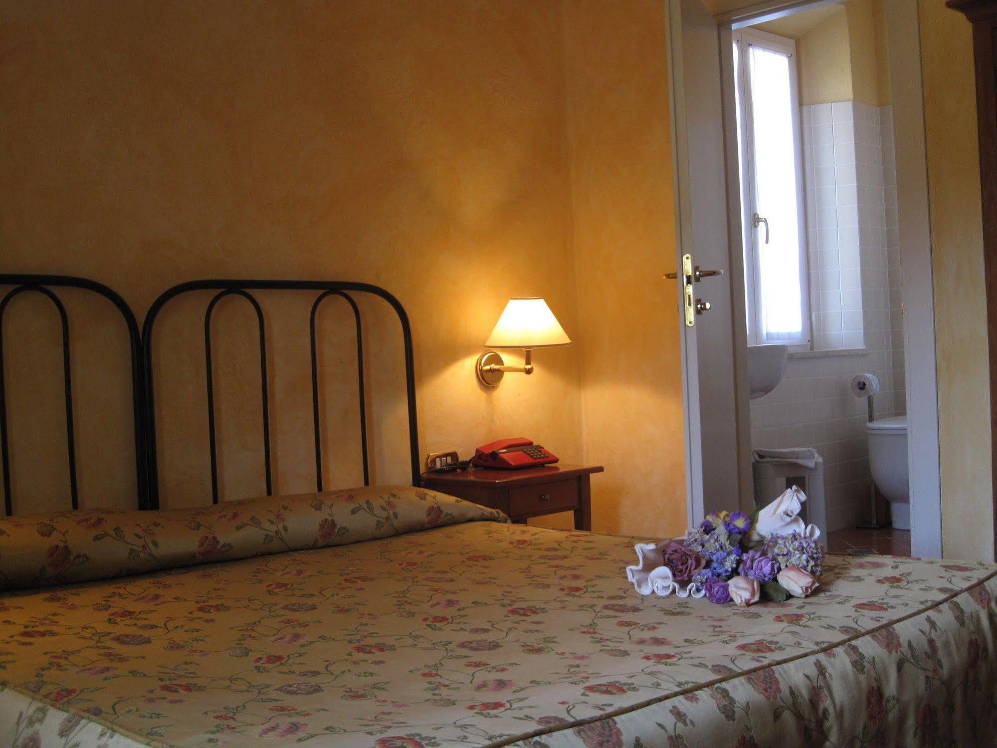 Terme San Filippo & Spa Castiglione dʼOrcia Kültér fotó