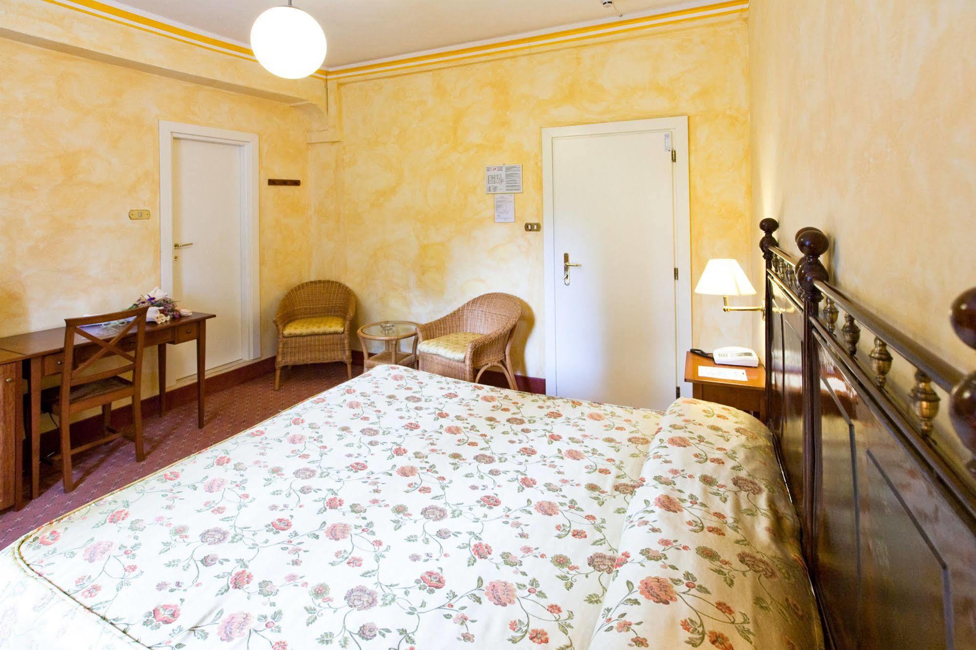 Terme San Filippo & Spa Castiglione dʼOrcia Kültér fotó